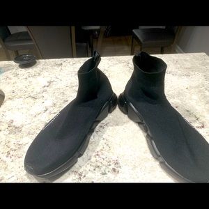 BALENCIGA SPEED CLEAR SOLE SNEAKER IN BLACK